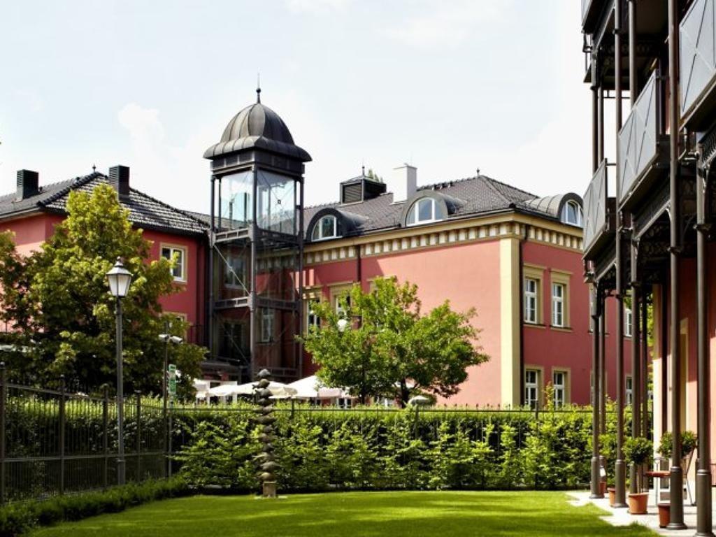Allee Hotel Neustadt an der Aisch Exterior photo