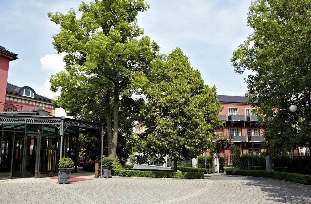 Allee Hotel Neustadt an der Aisch Exterior photo